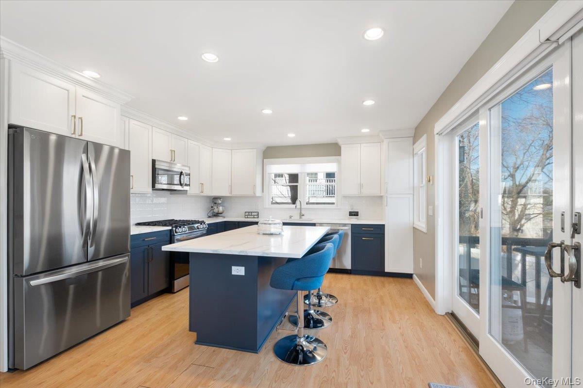 87 Center Street Photo 4