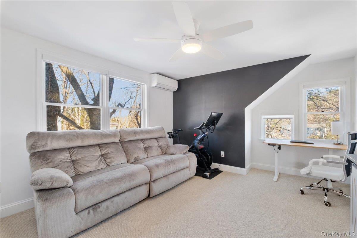 87 Center Street Photo 30