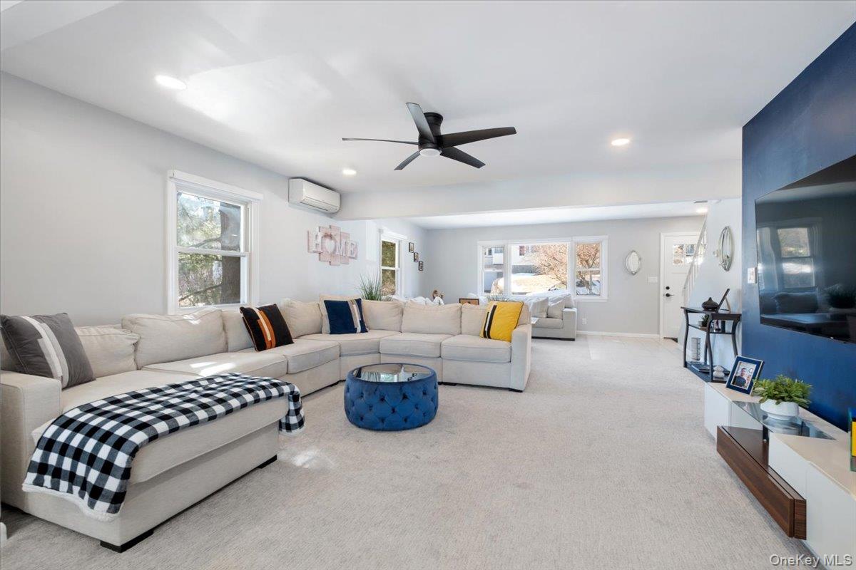 87 Center Street Photo 14