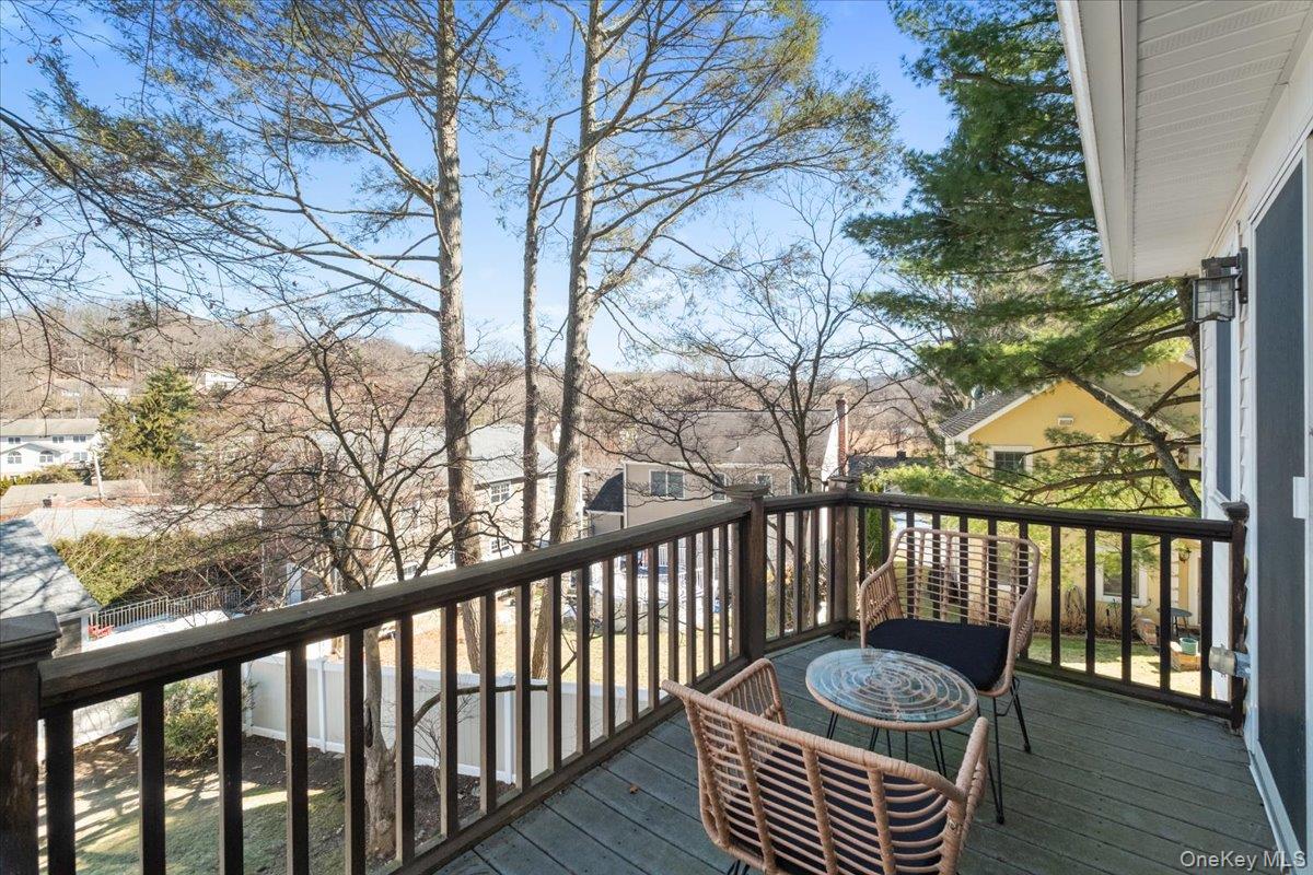 87 Center Street Photo 12