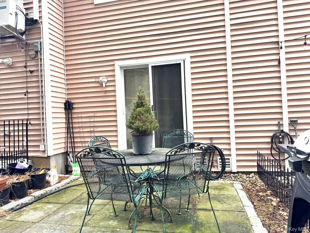 11 Livingston Manor #11 Photo 9