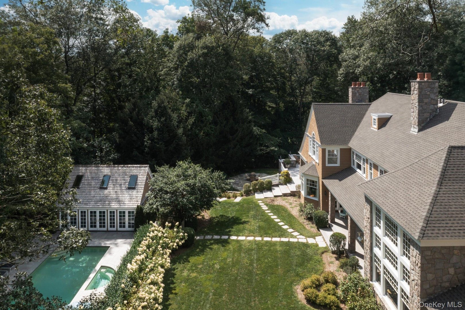 284 W Patent Road Photo 3