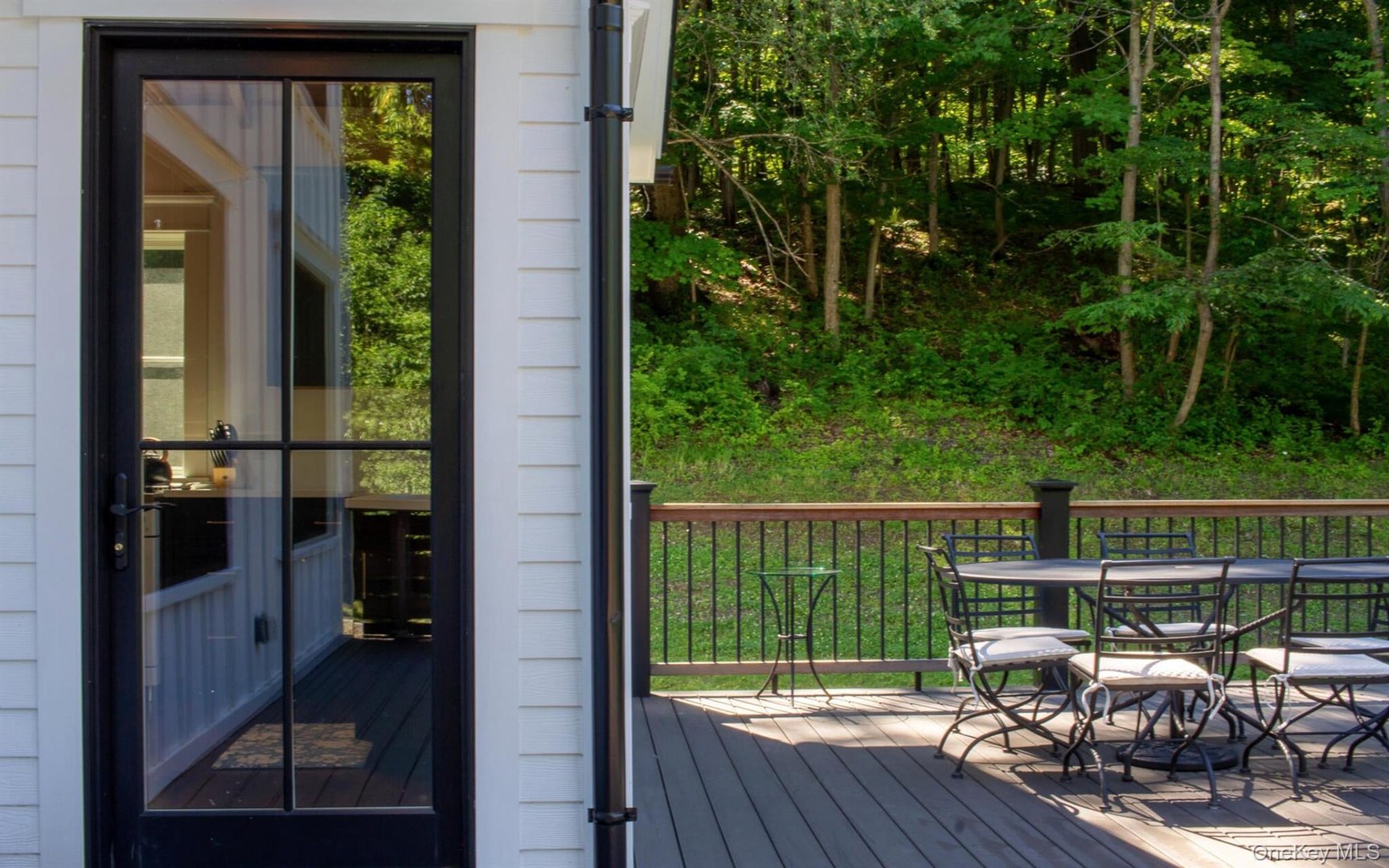 48 Konig Road Photo 4