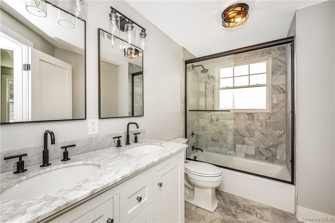 200 Main Street Photo 13