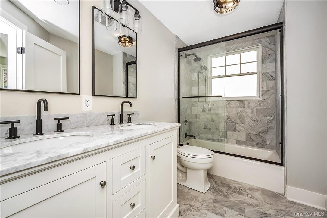 200 Main Street Photo 10