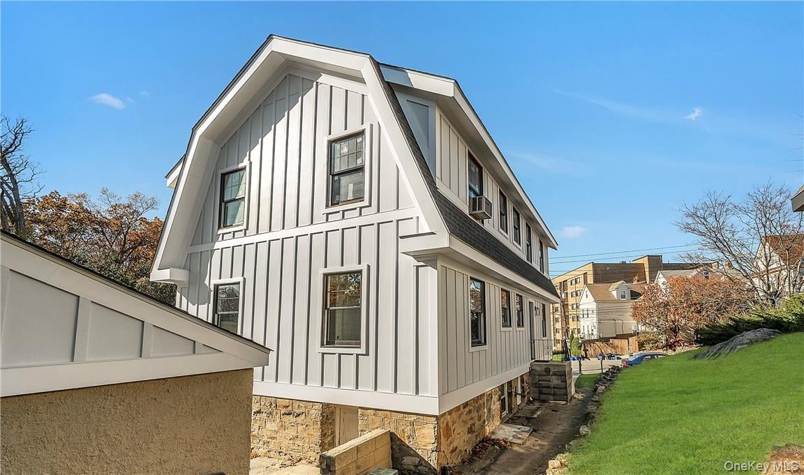 200 Main Street Photo 16