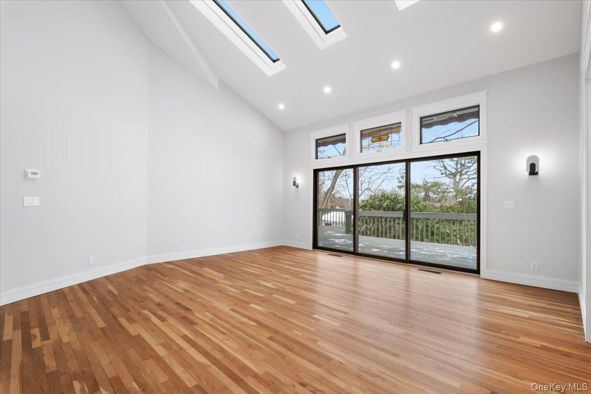 9 Shady Road Photo 8