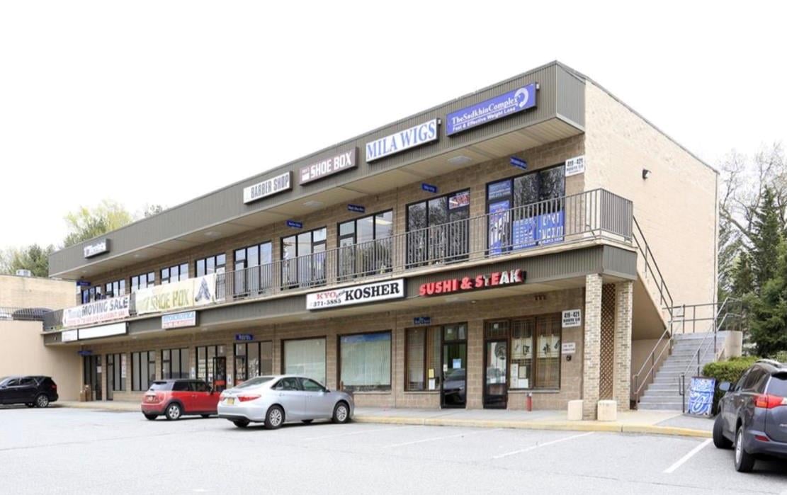 419-423 Route 59 Photo 2