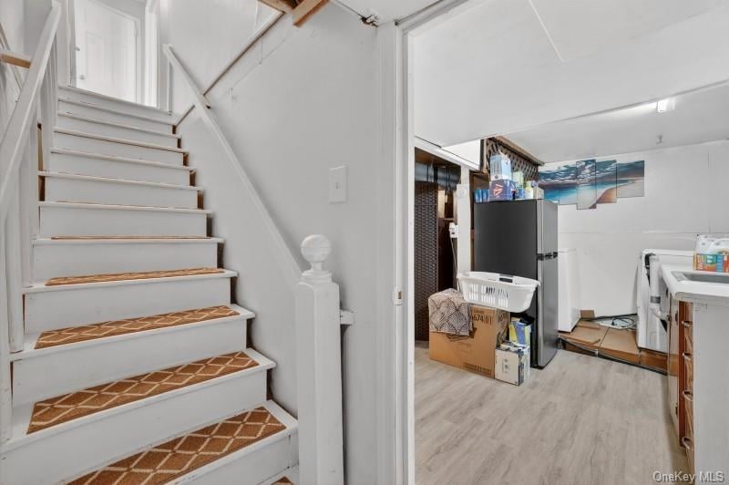 12 N Lawn Avenue Photo 22