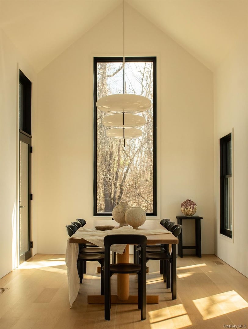 251 Viewmont Road Photo 8