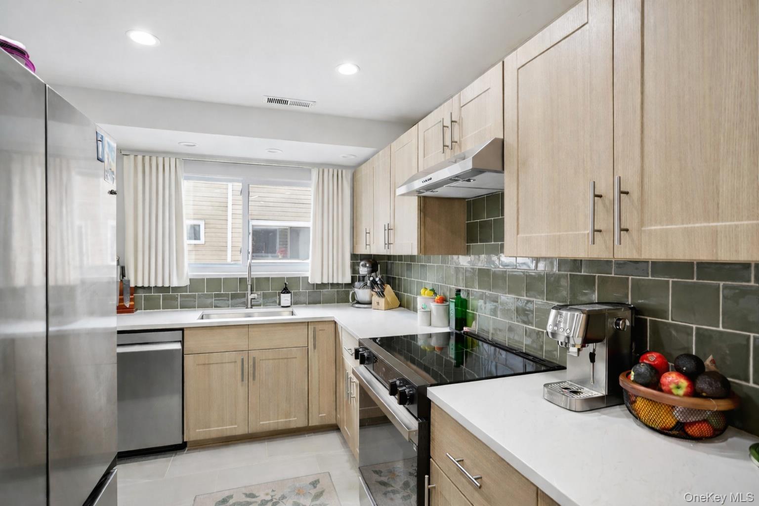 168 Birchwood Close Photo 9