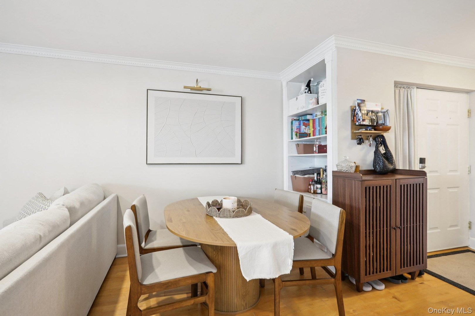 168 Birchwood Close Photo 8