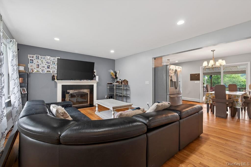 33 S Mortimer Avenue Photo 9