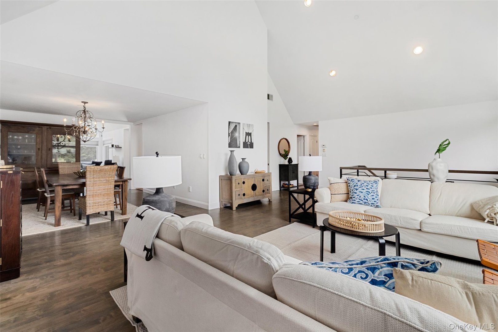 33 Hillandale Road Photo 5