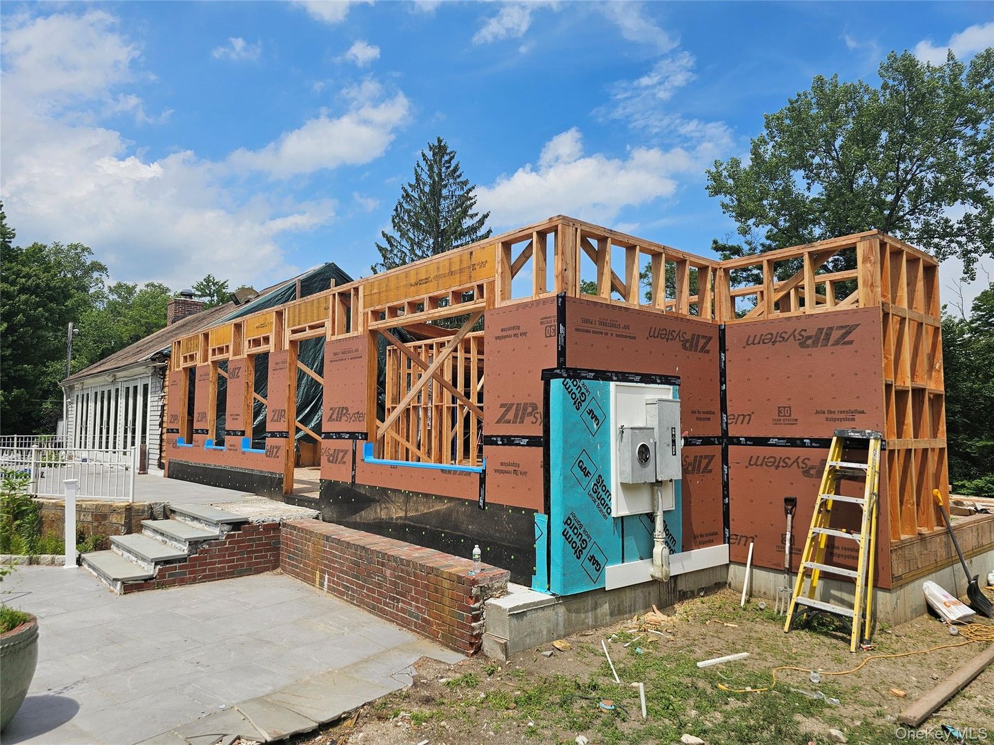 355 Smith Ridge Road Photo 2