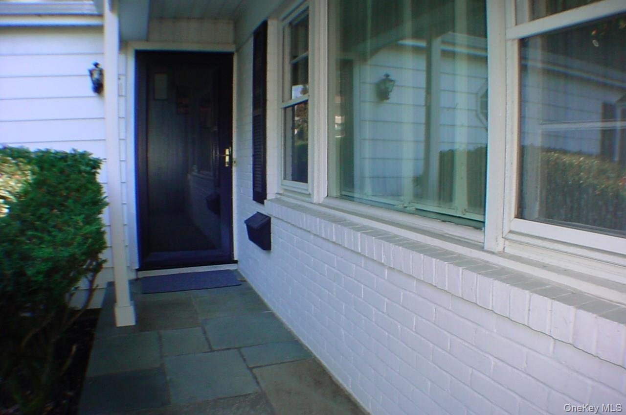 18 Eldredge Place Photo 4