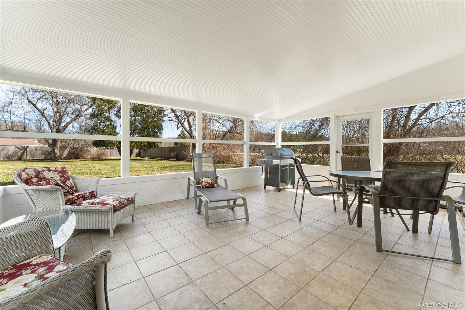 52 Jefferson Lane Photo 17