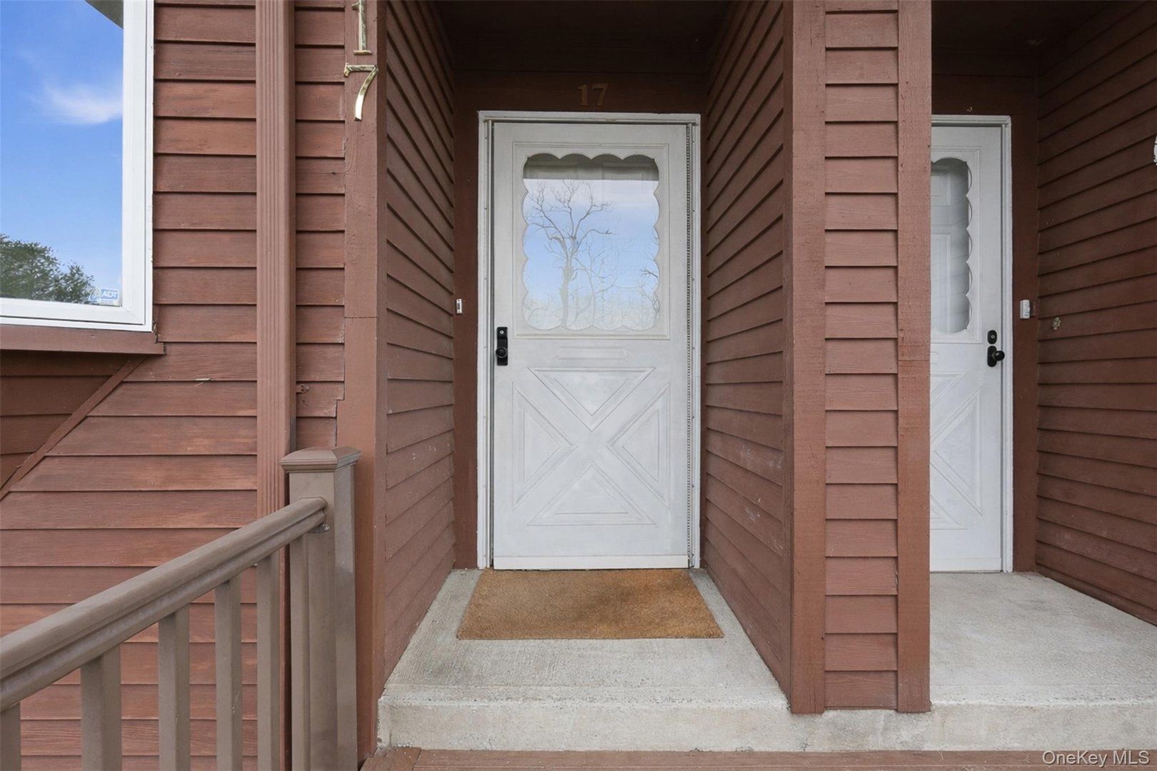 17 Knoll View Photo 5