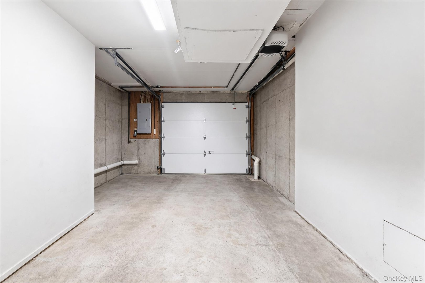 17 Knoll View Photo 32