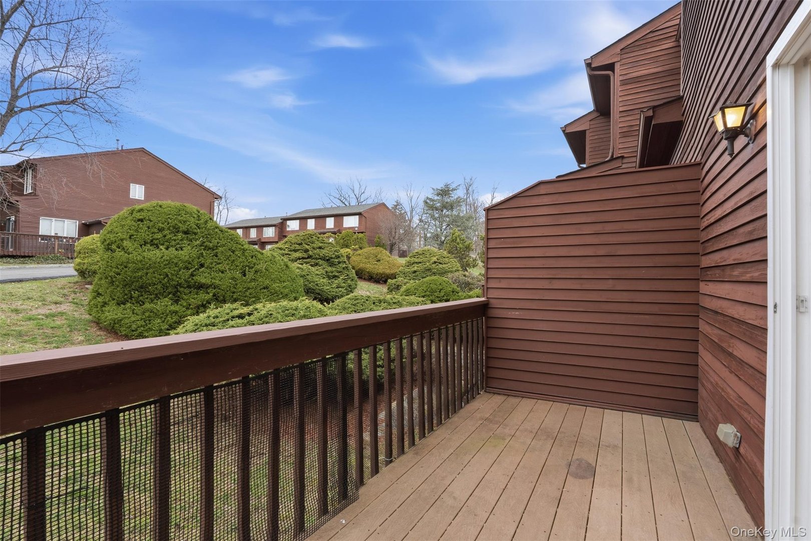 17 Knoll View Photo 16