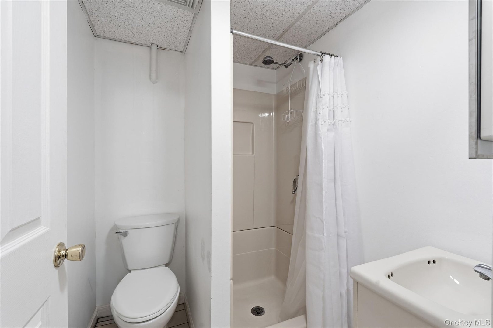 17 Knoll View Photo 31