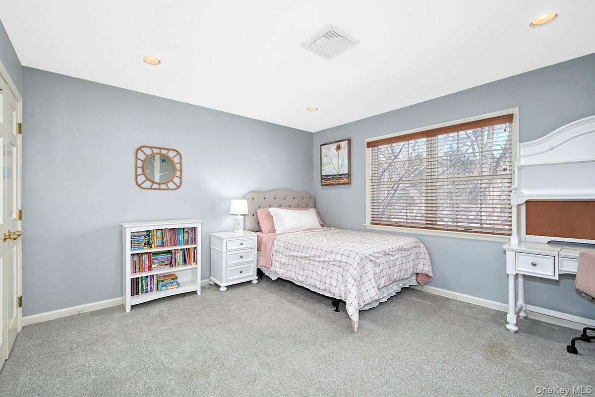 415 Sarles Street Photo 25