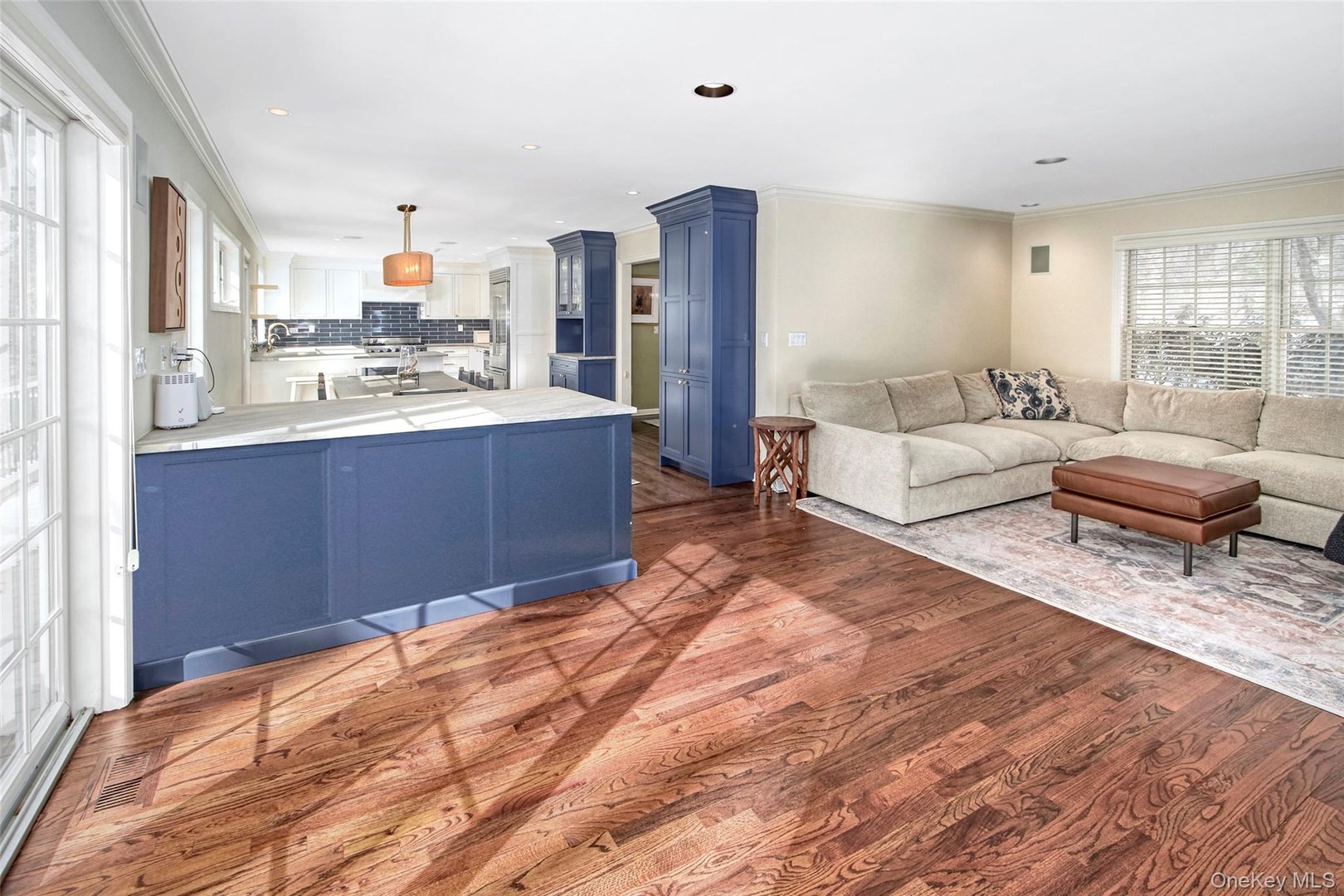 415 Sarles Street Photo 16