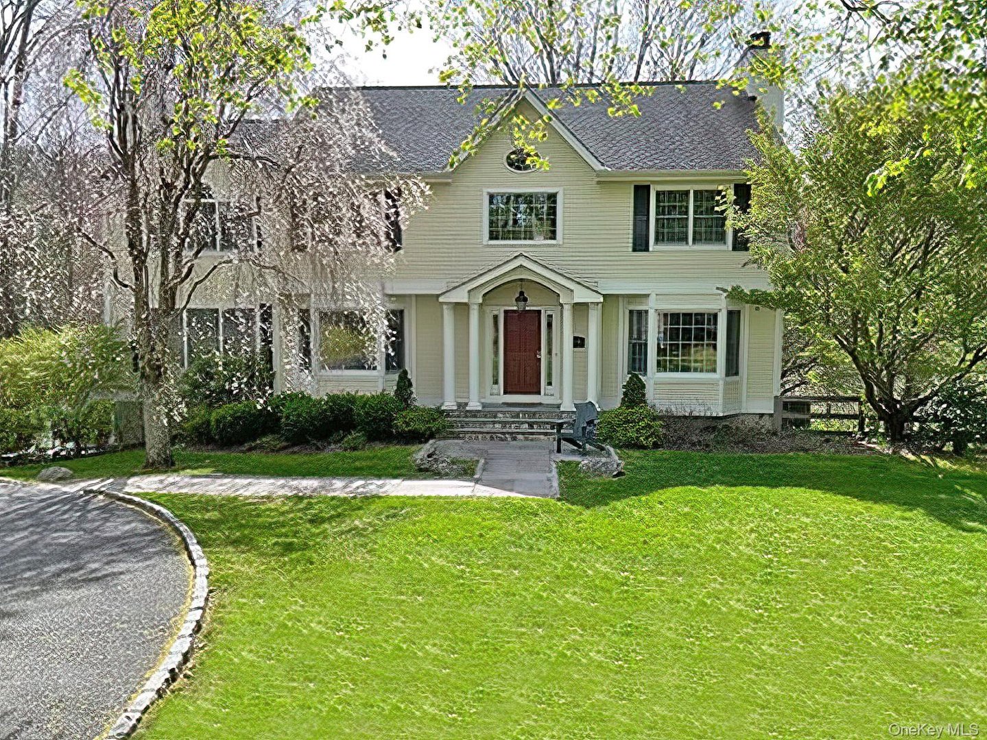 415 Sarles Street Photo 1