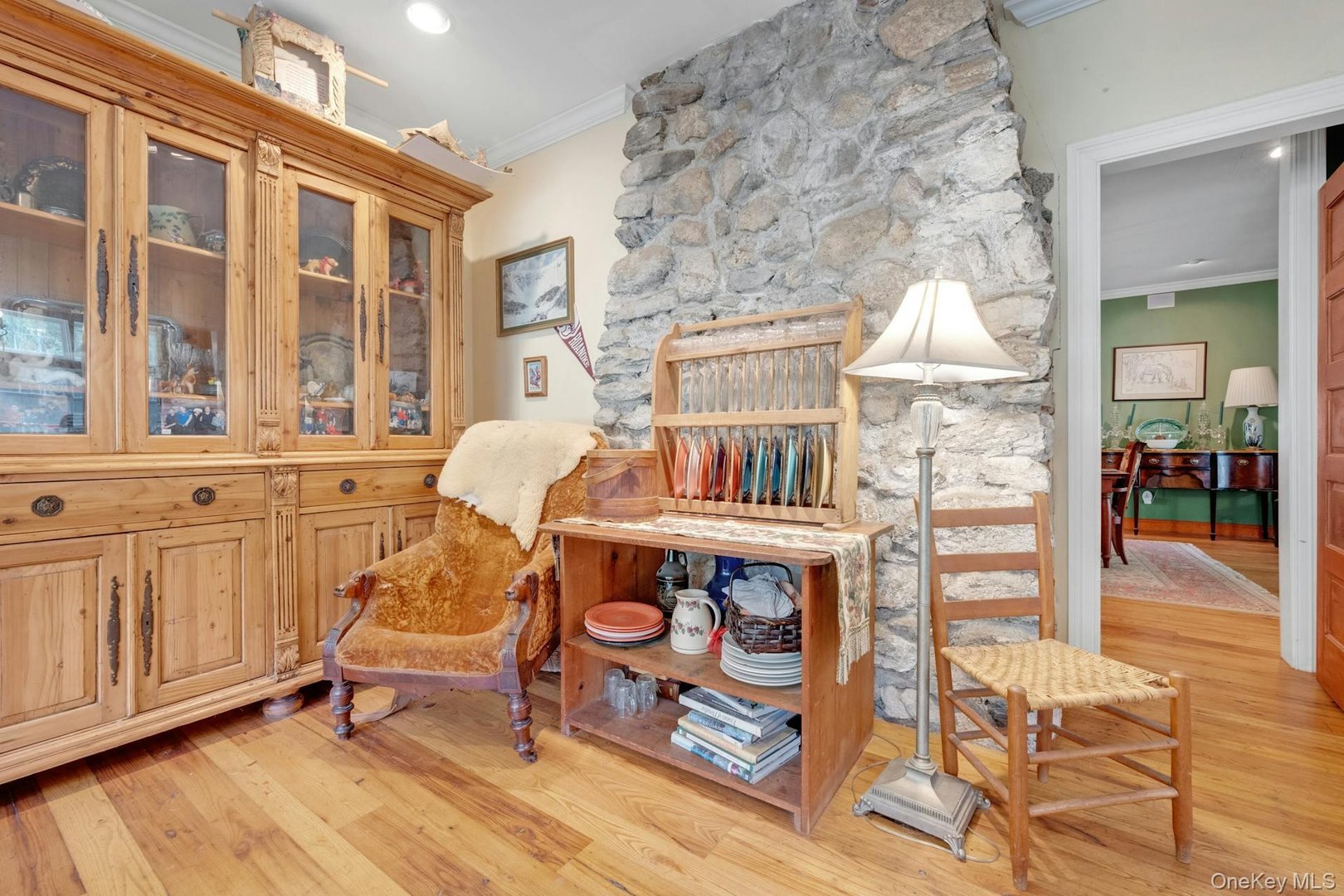 209 Hardscrabble Road Photo 7