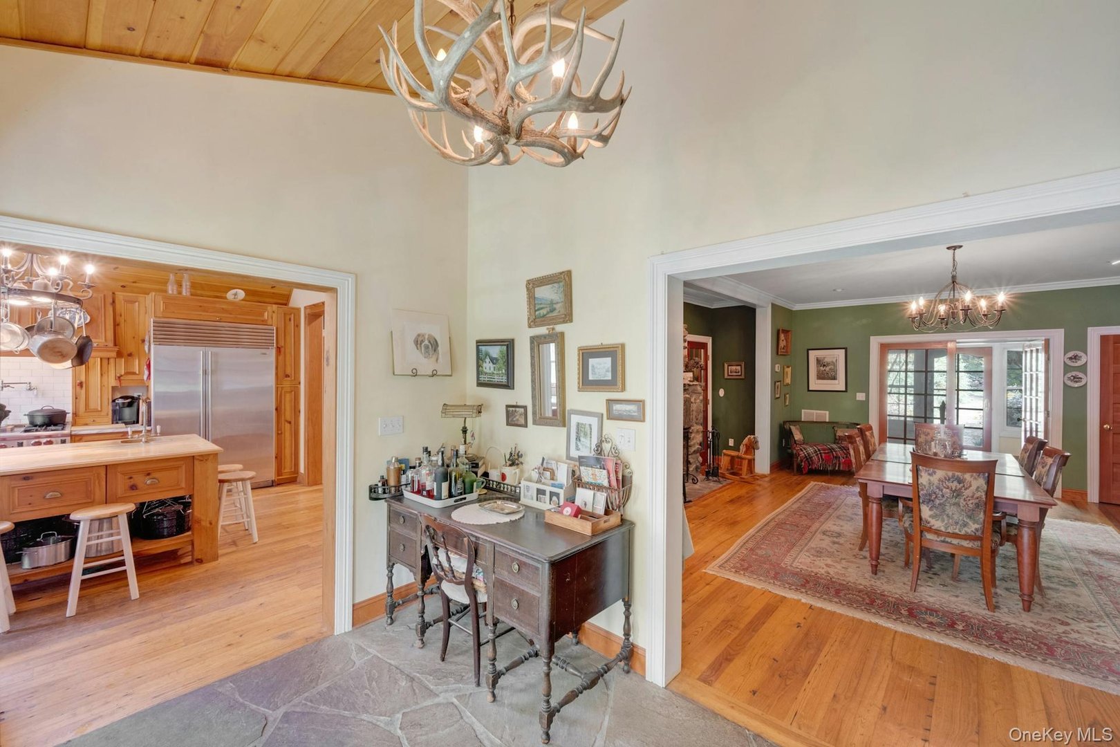 209 Hardscrabble Road Photo 13