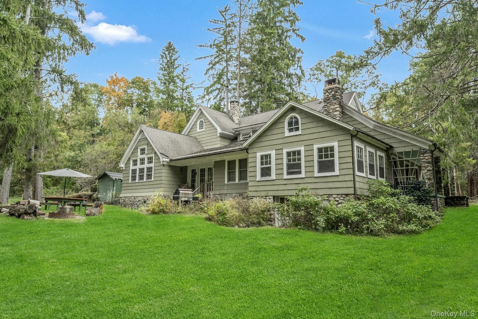 209 Hardscrabble Road Photo 29