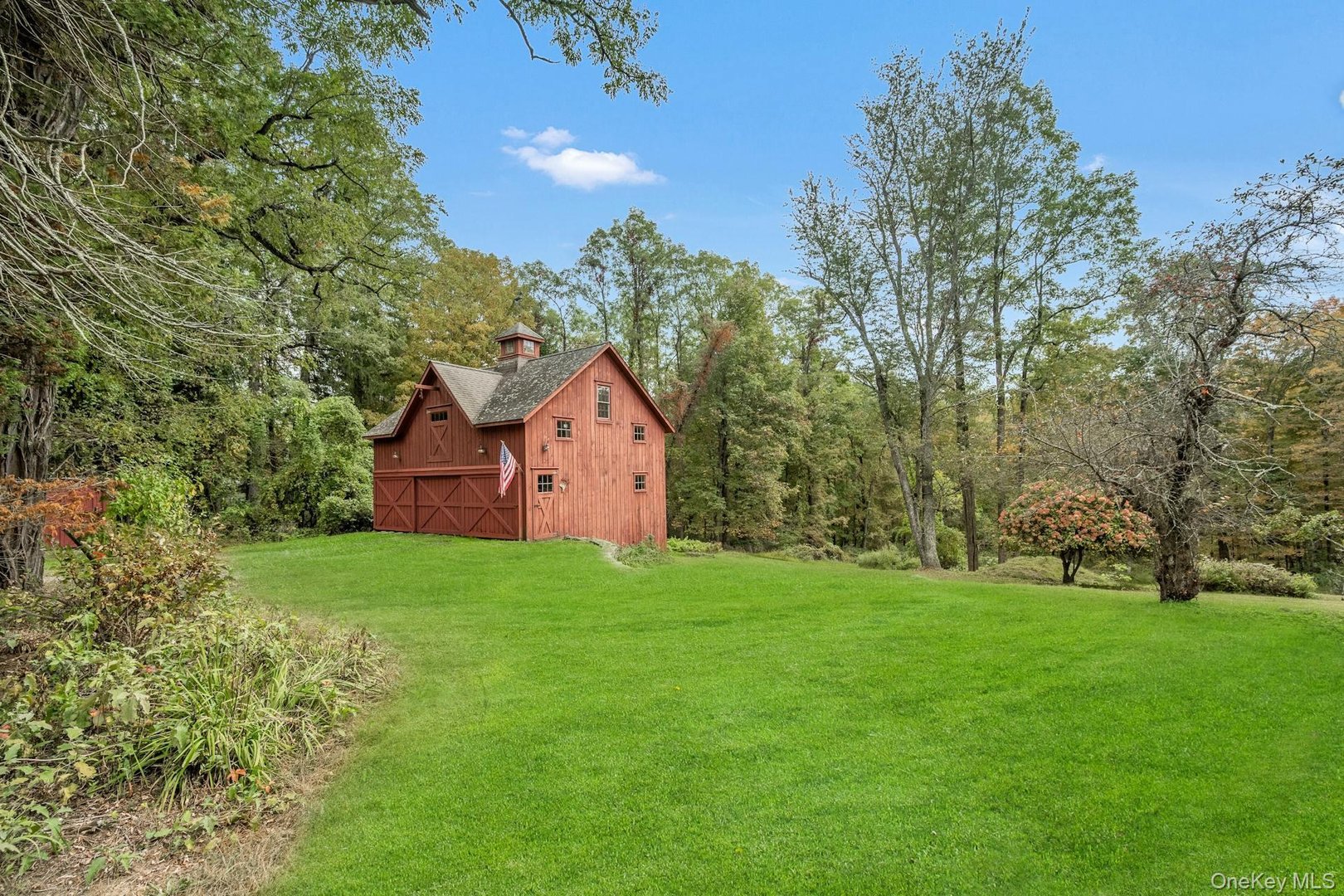 209 Hardscrabble Road Photo 32