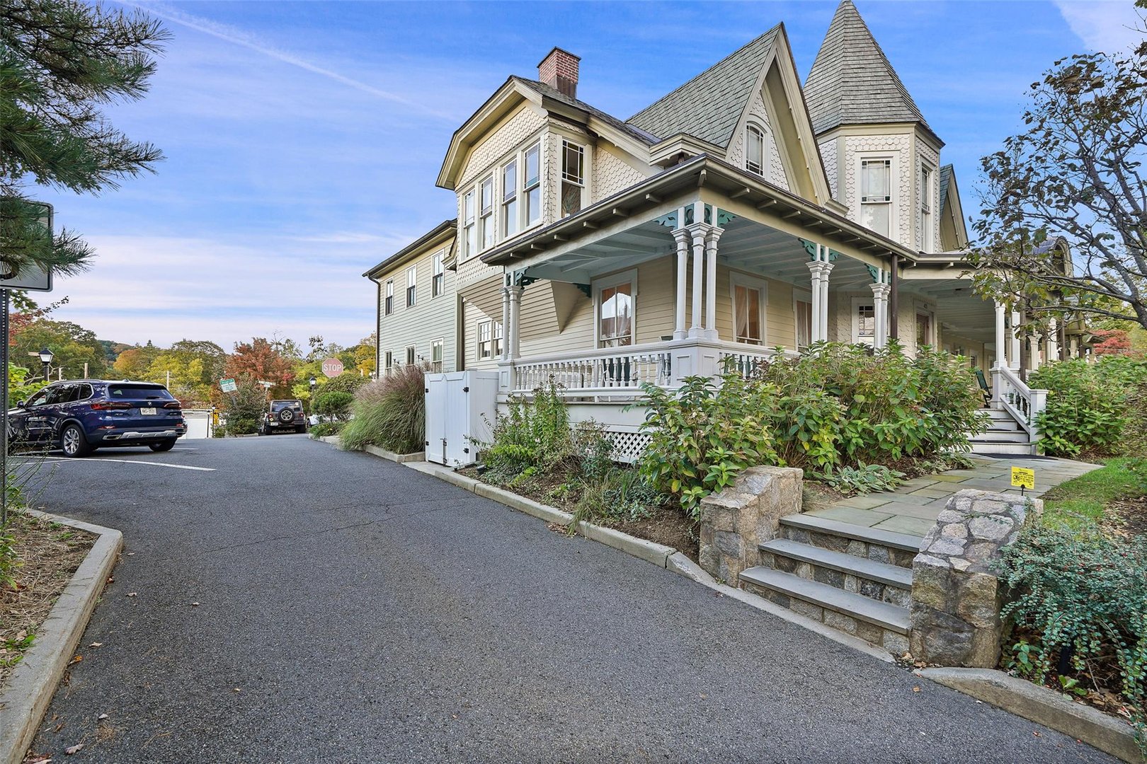 413-415 Bedford Road Photo 2