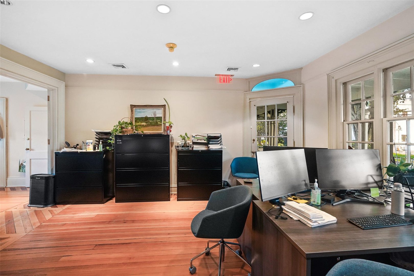 413-415 Bedford Road Photo 6