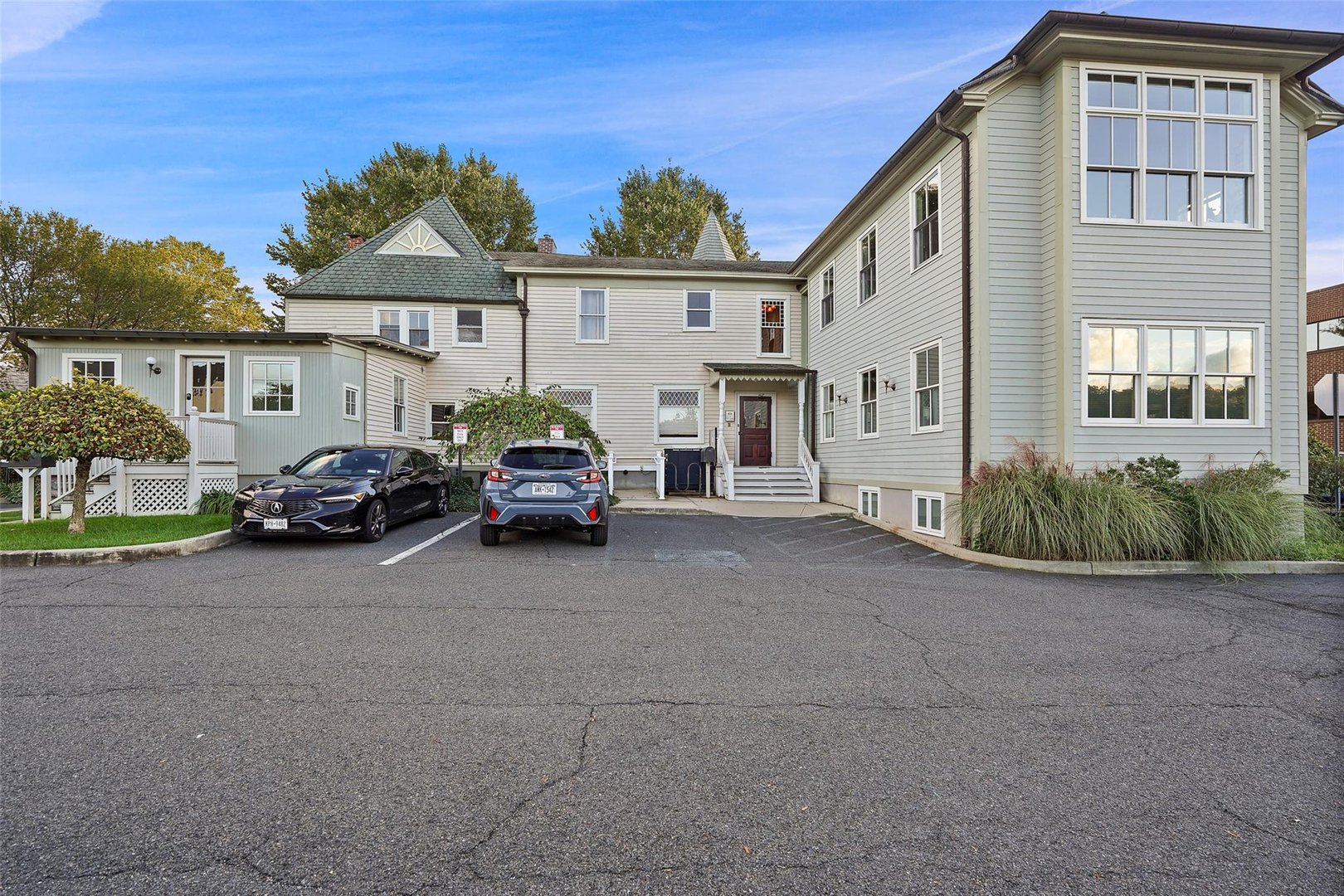 413-415 Bedford Road Photo 3