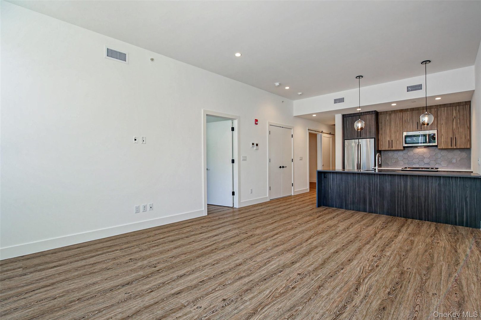 39 Washington Avenue  #209 Photo 6