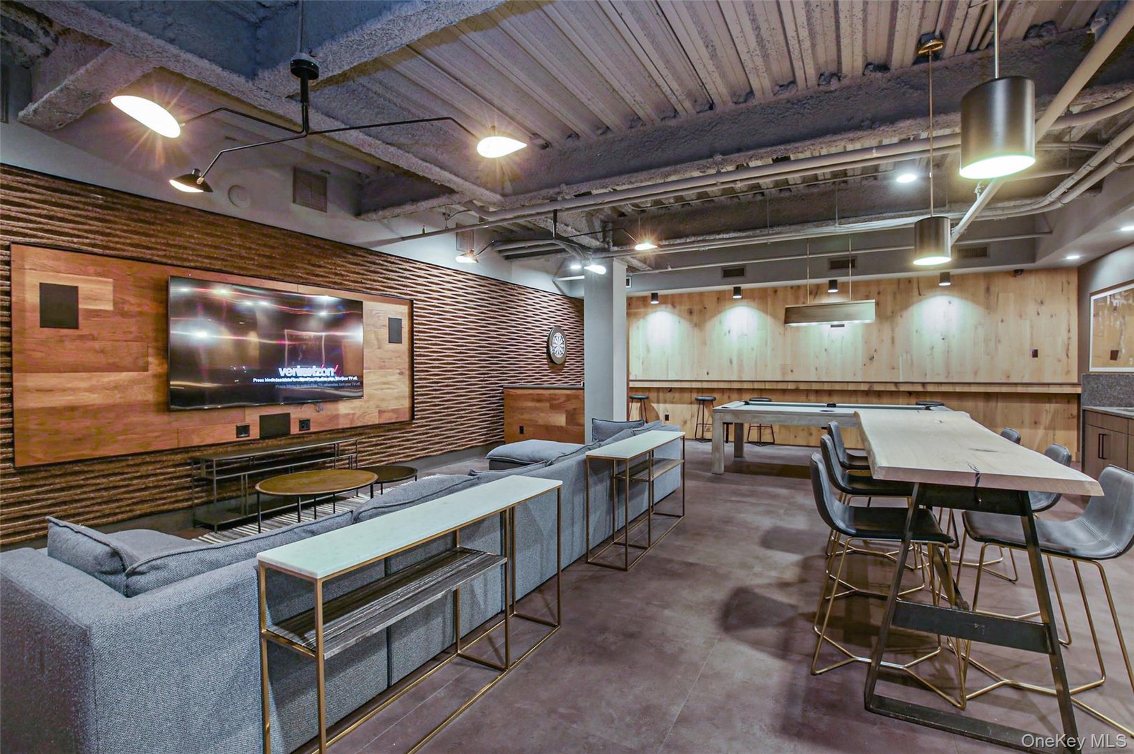 39 Washington Avenue  #209 Photo 13