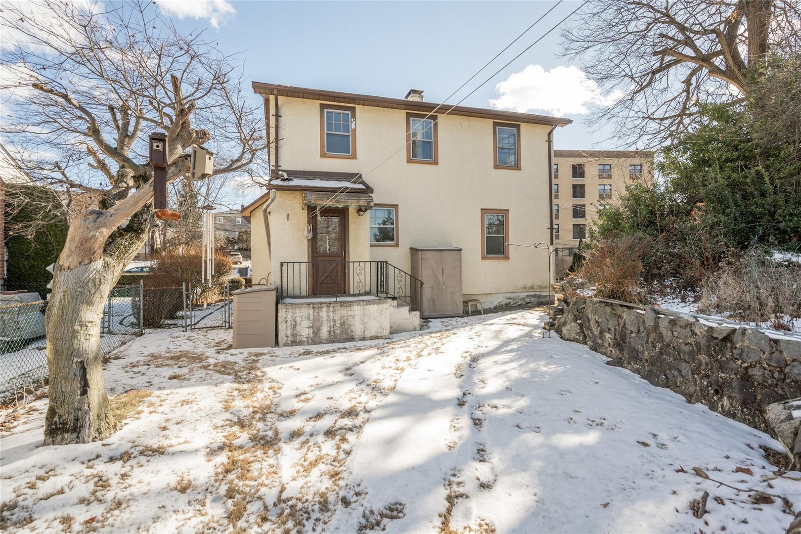 9 Park Avenue Photo 2