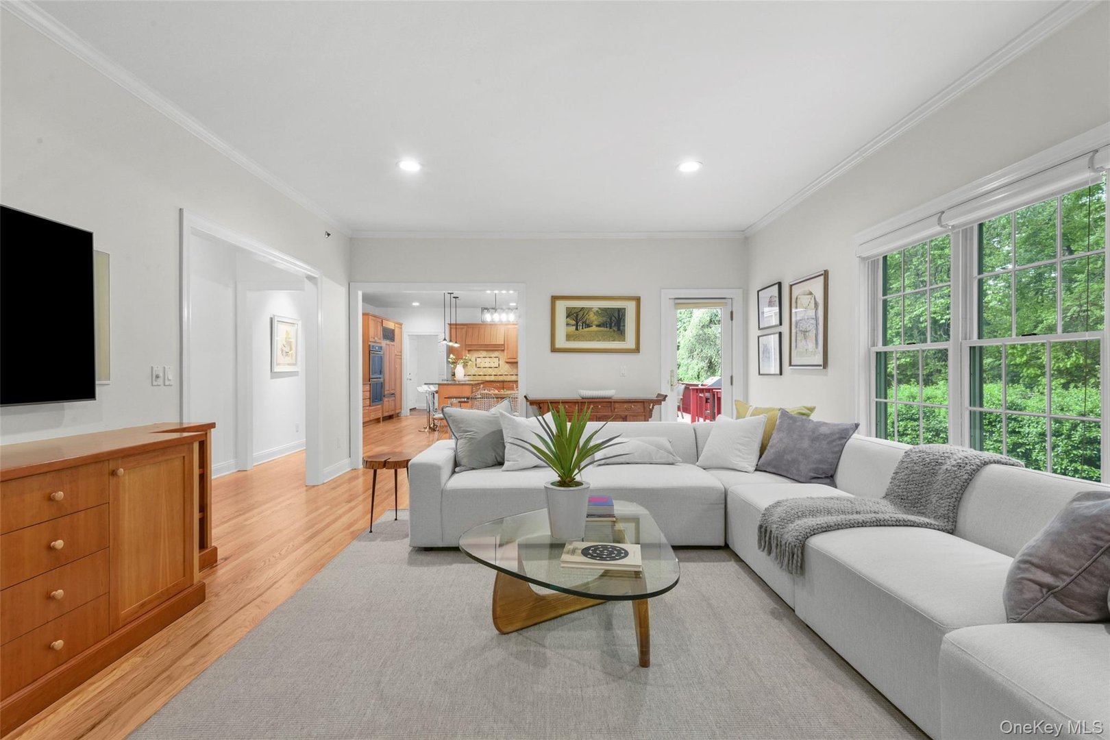 23 Round Hill Road Photo 12