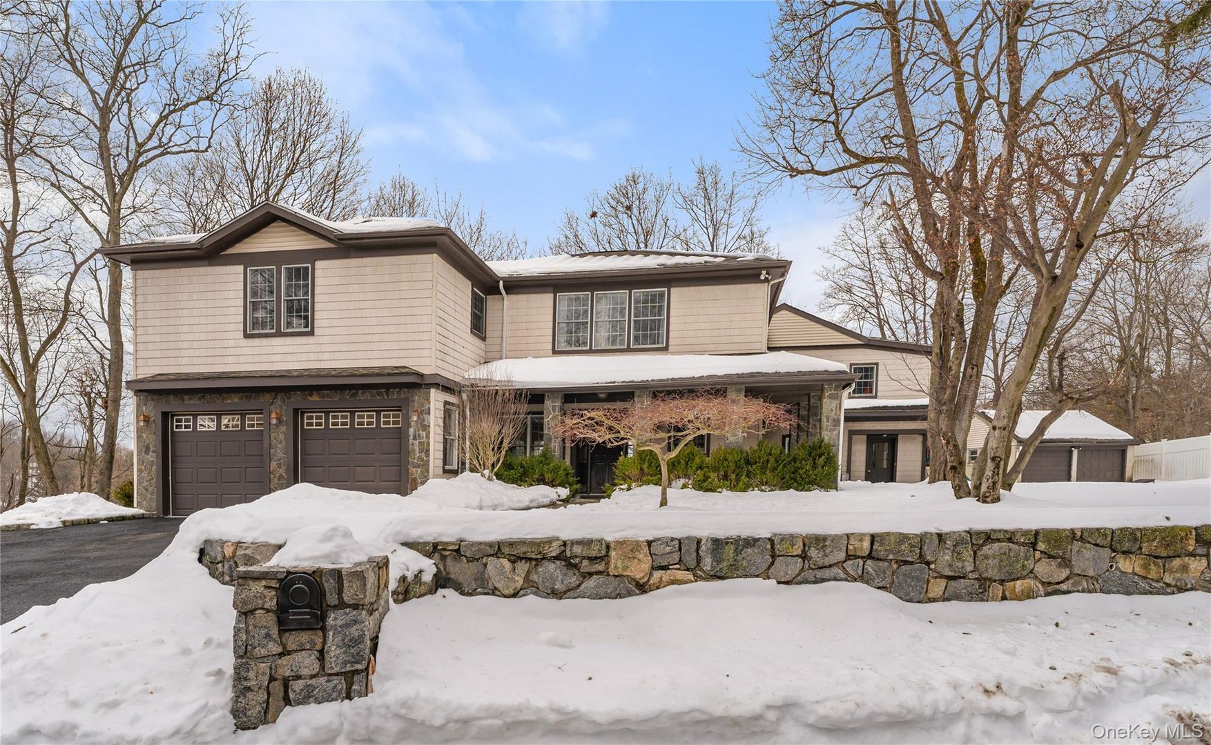 25 Eiler Lane Photo 1