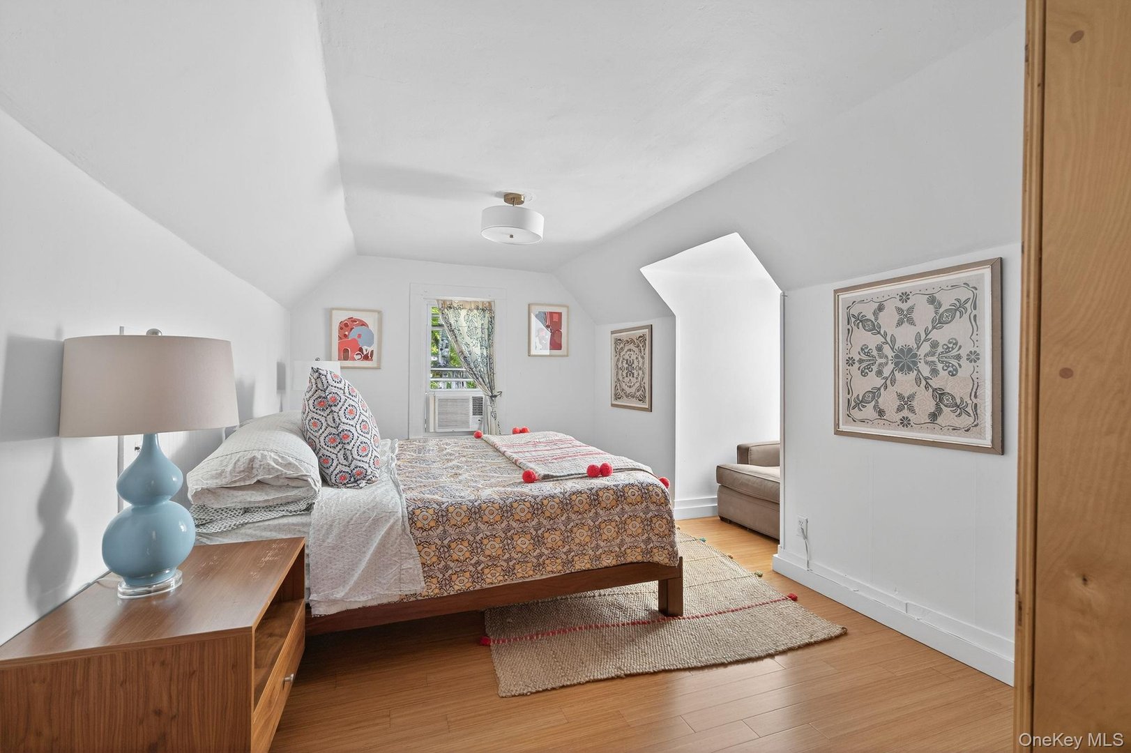 1739 Ny-214 Photo 33