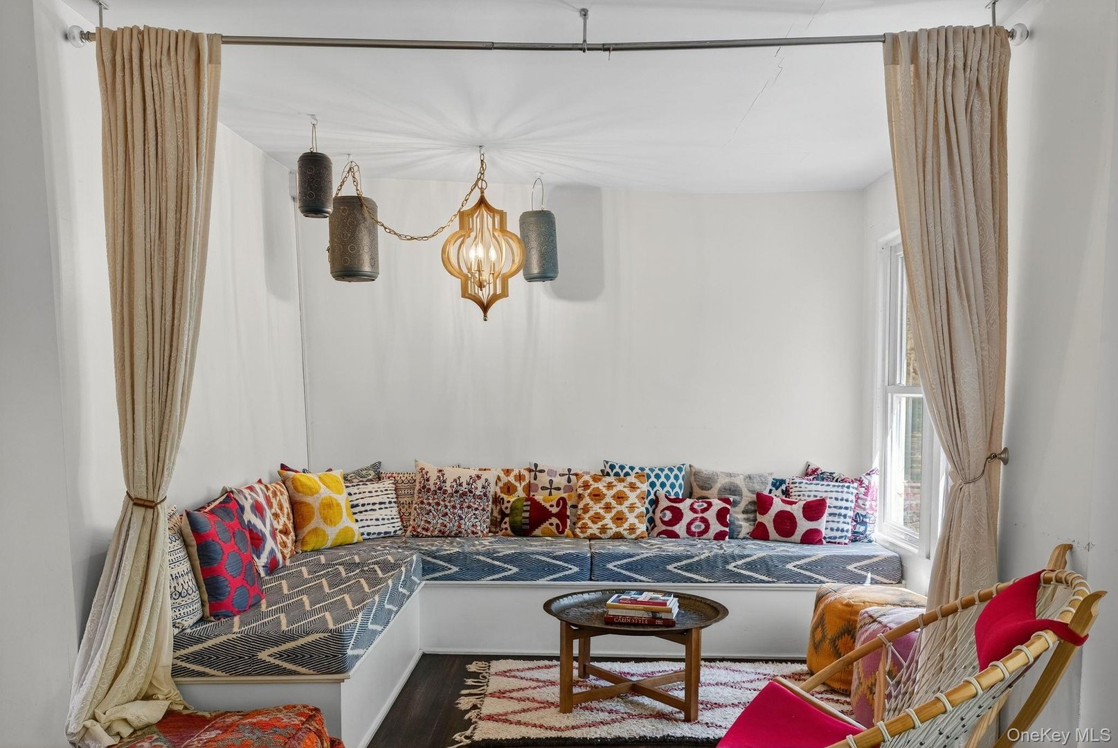 1739 Ny-214 Photo 12