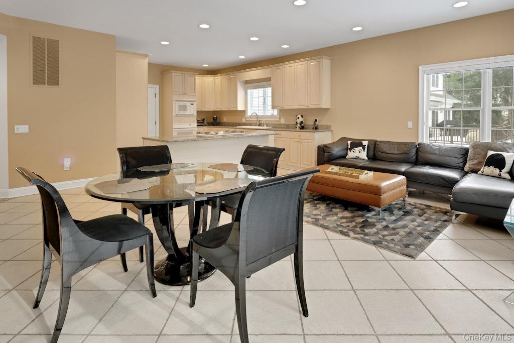 22 Birdsall Farm Drive Photo 15