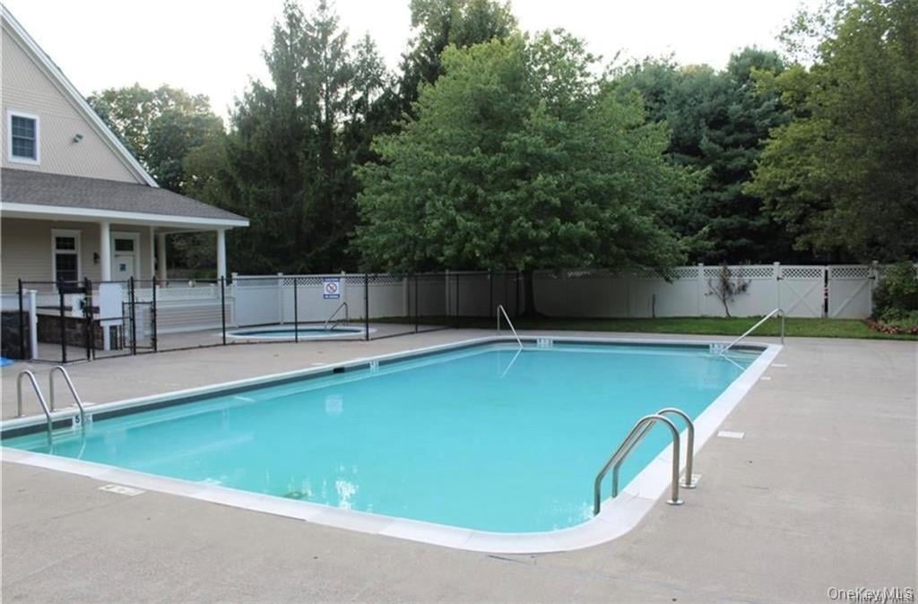 22 Birdsall Farm Drive Photo 35