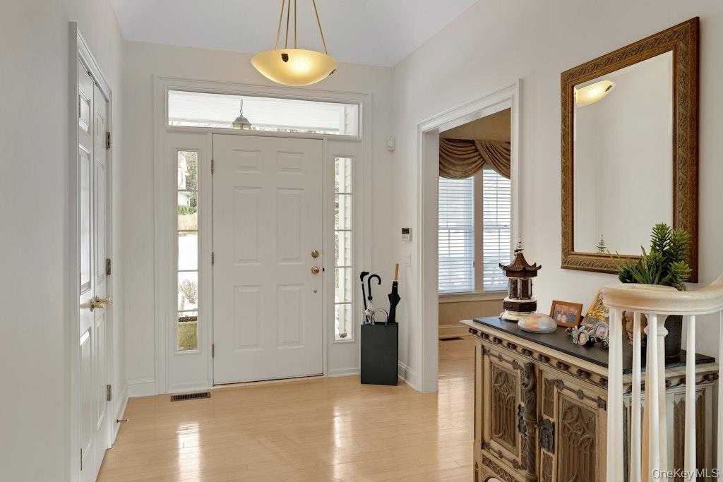 22 Birdsall Farm Drive Photo 4