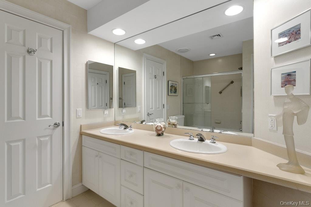 22 Birdsall Farm Drive Photo 23