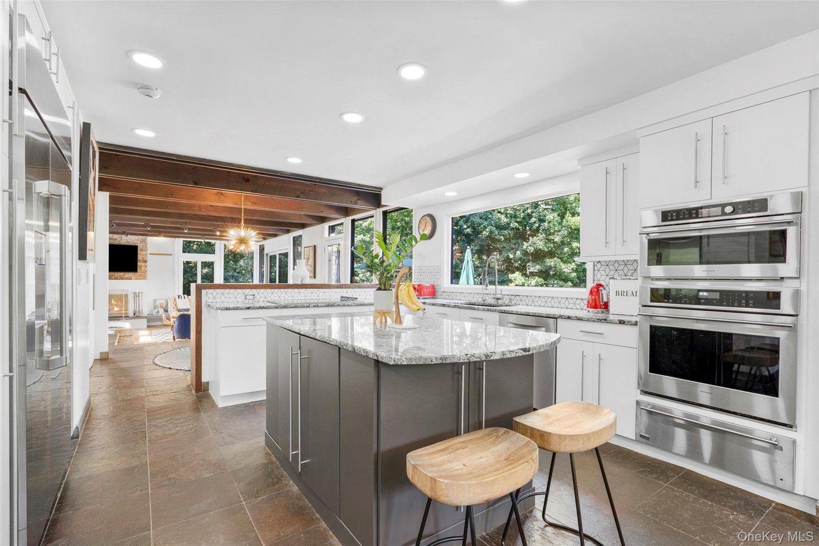 14 Leatherstocking Lane Photo 16