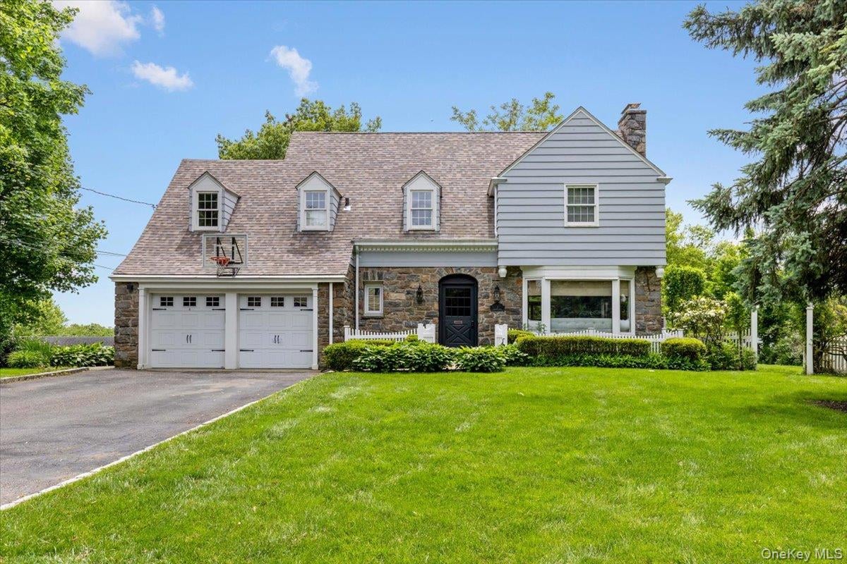 1 Hilltop Drive Photo 1