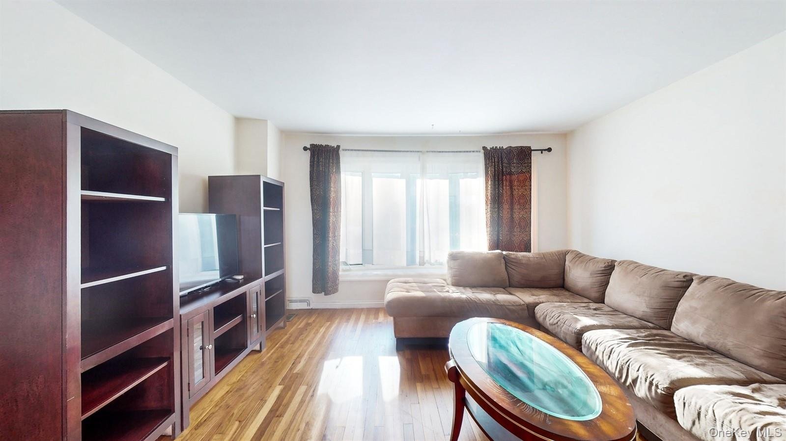 10 Rumbrook Road Photo 4