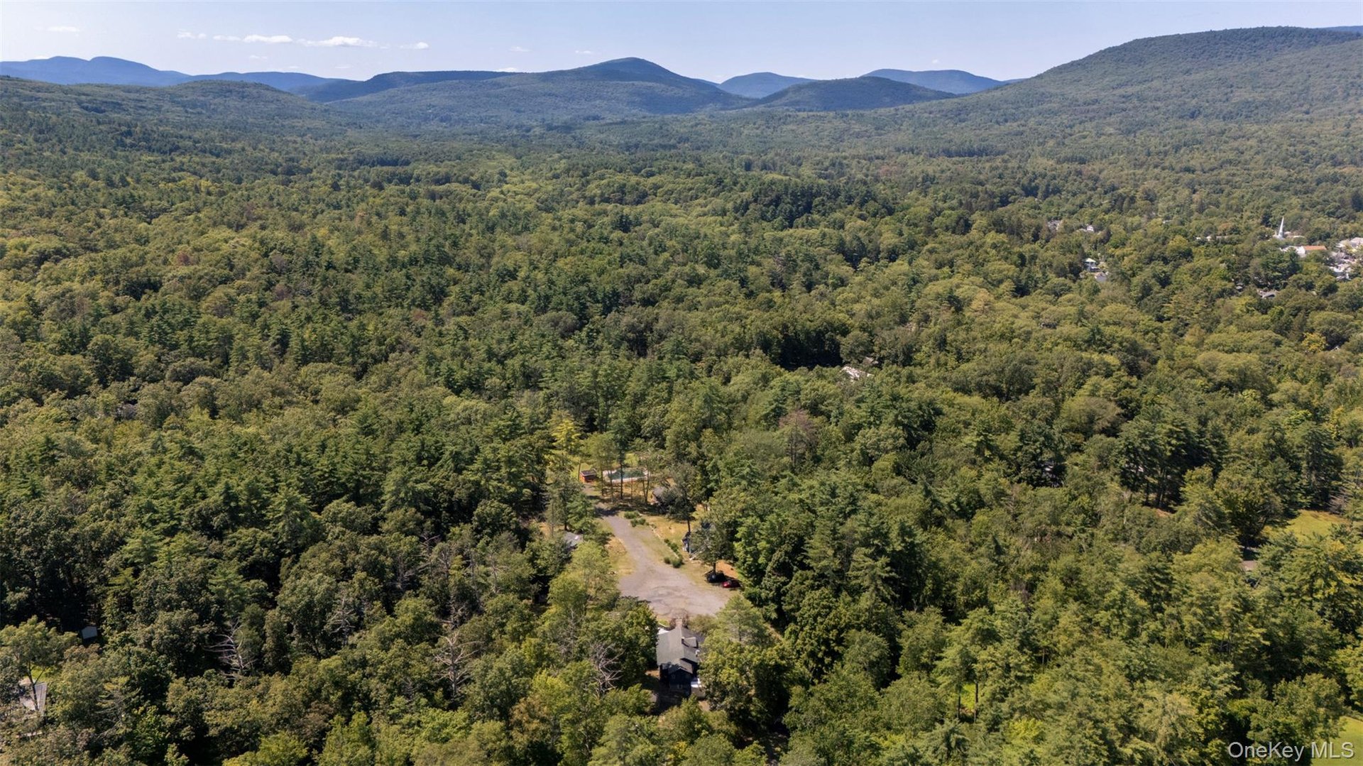 20 Country Club Lane Photo 1